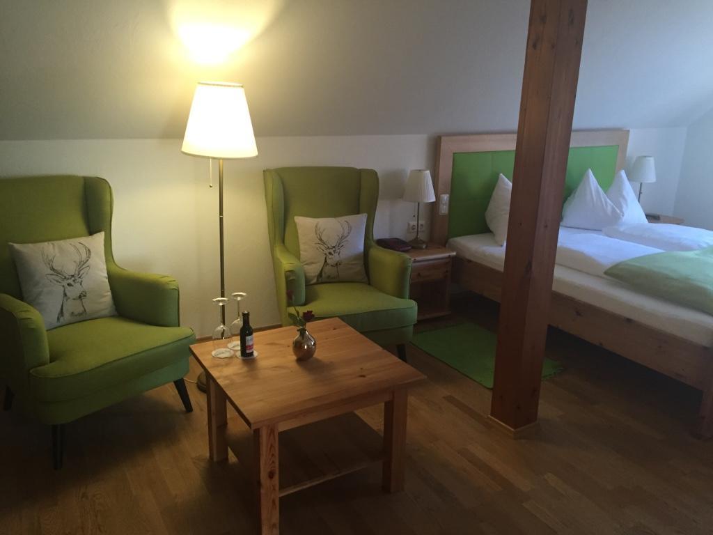 Hotel Restaurant Grune Au Poellau Esterno foto